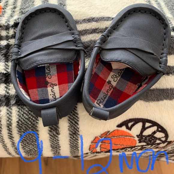 Infant shoes - Picture 3 of 3